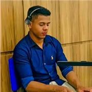 Dou aula de violão e piano online